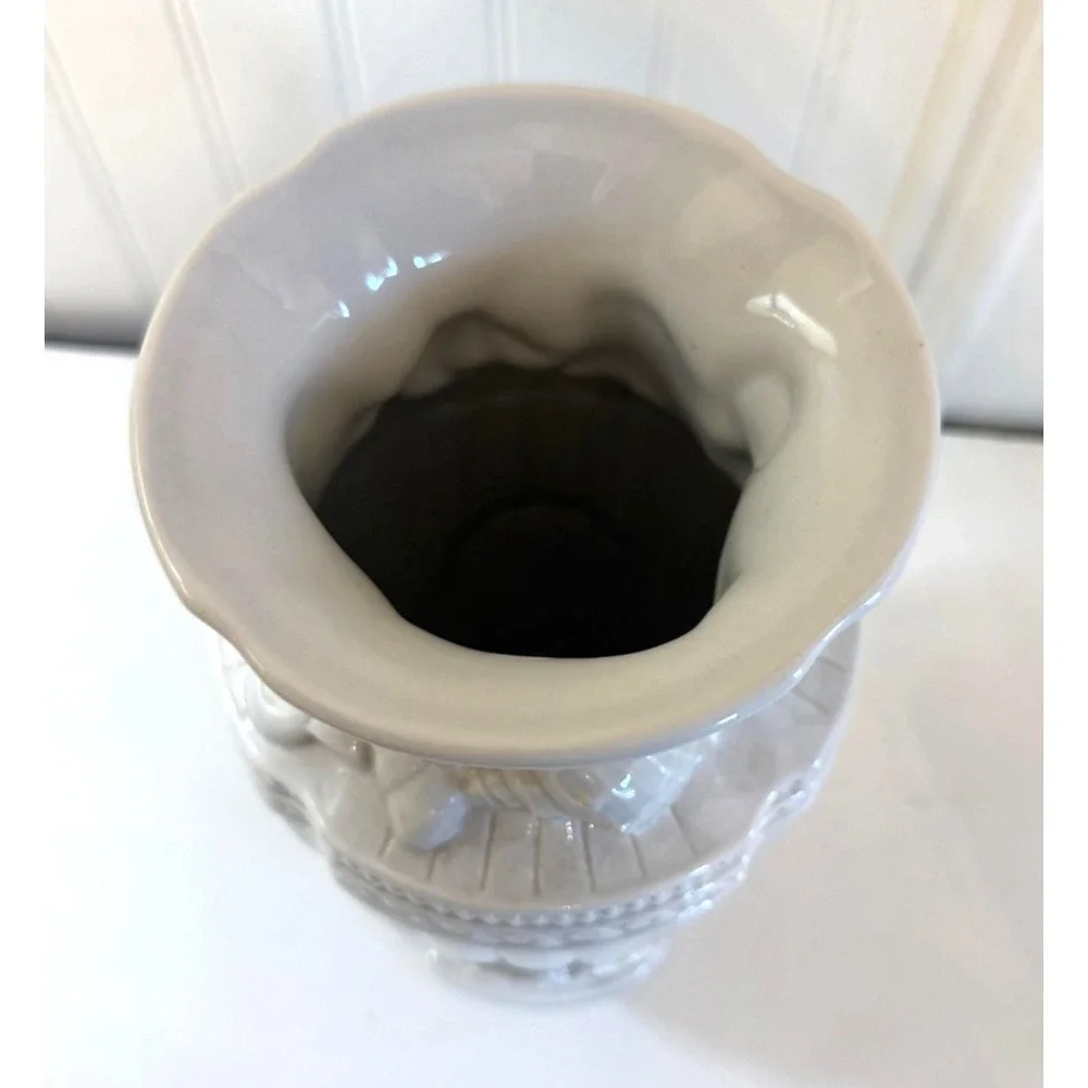 Fitz And Floyd Atlantis Collection Vase Seashell Coastal Nautical Ceramic White‎